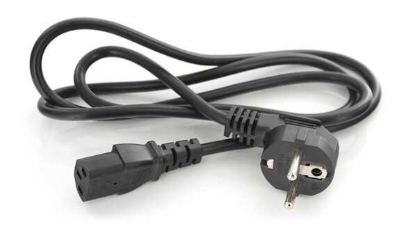 Connecteurs Schuko et IEC C13 du cordon